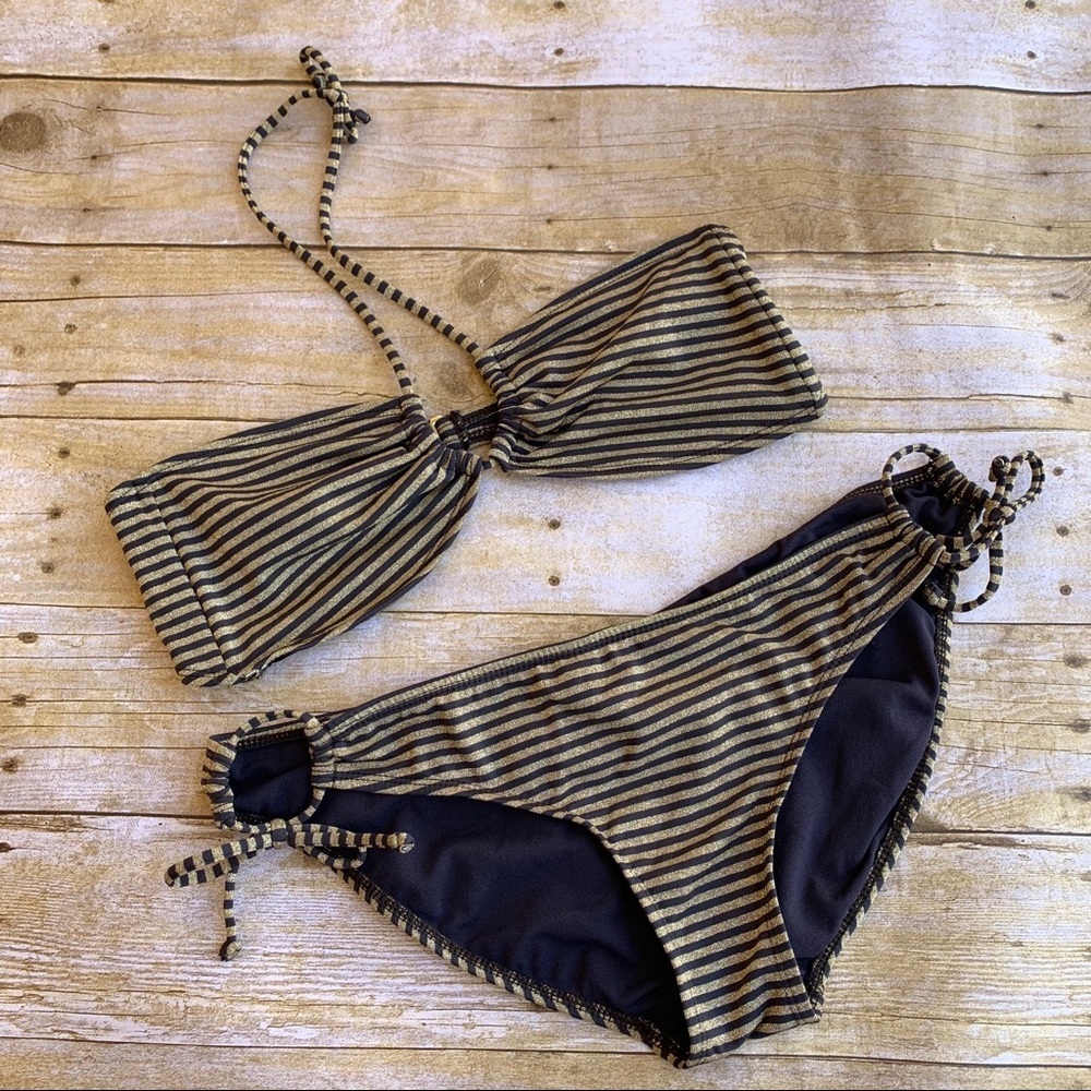 Two piece bikini - Picture 2 of 4